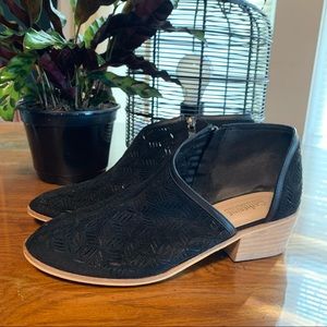 Catherine Malandrino Flakey Bootie | Sz 8